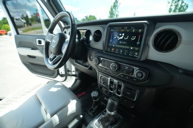 Used 2021 Jeep Gladiator Overland AWD/4WD image 36