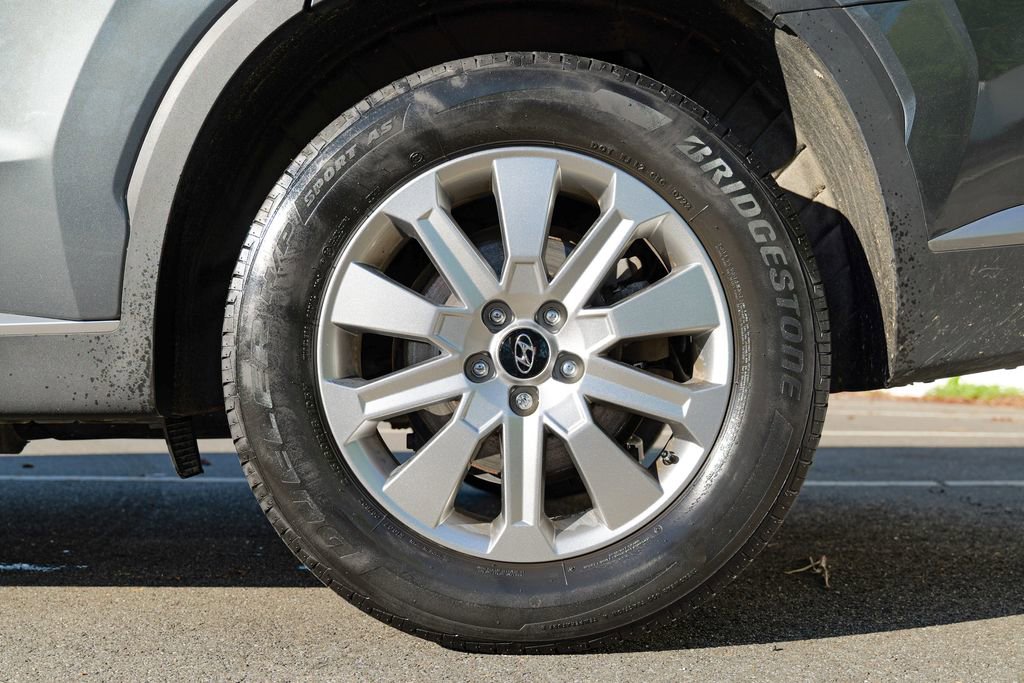 Used 2023 Hyundai Palisade SE AWD/4WD image 13