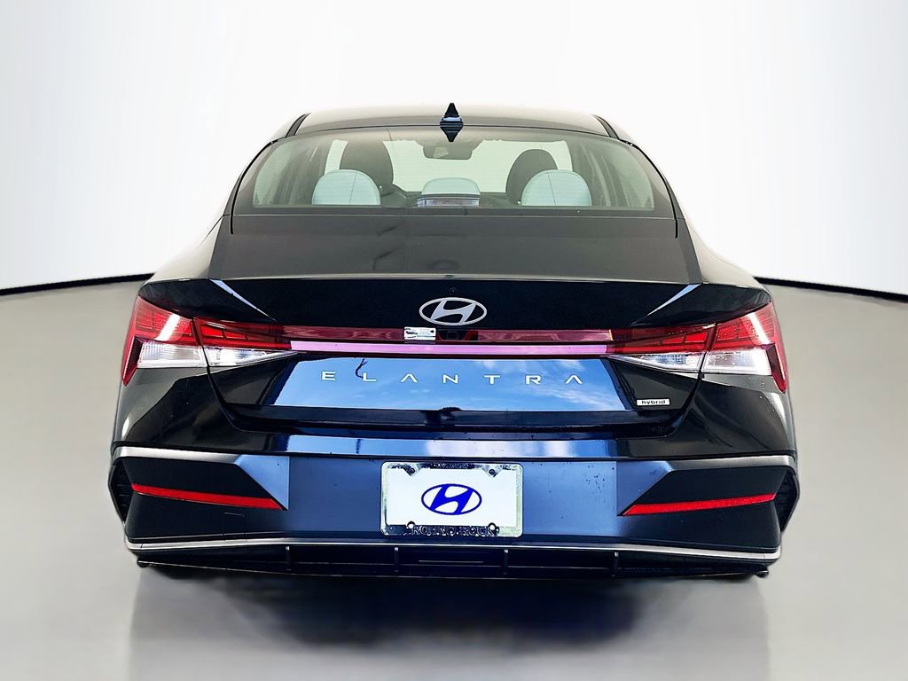 New 2026 Hyundai Elantra Limited FWD image 6