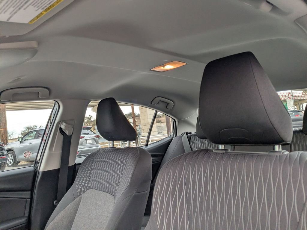 Used 2025 Toyota Camry LE image 17