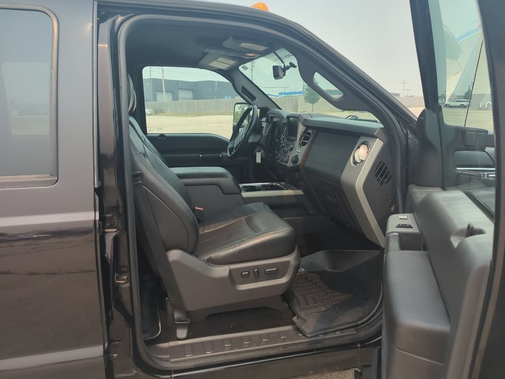 Used 2014 Ford F350 Lariat w/ Chrome Package AWD/4WD image 14