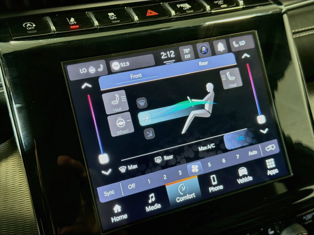 Used 2023 Jeep Grand Cherokee L Laredo AWD/4WD image 17