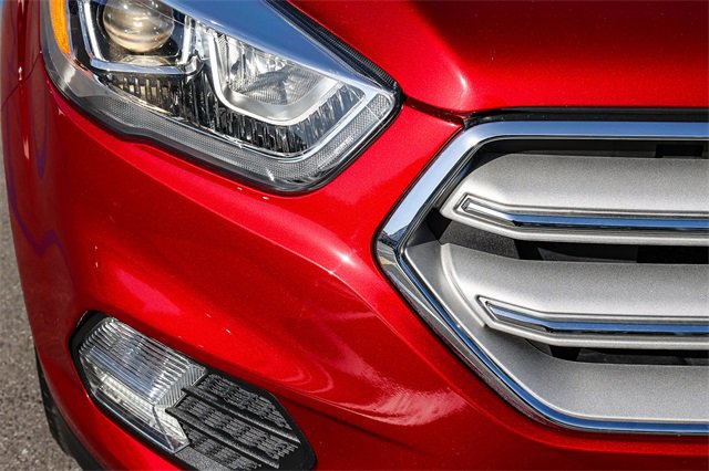 Used 2019 Ford Escape SEL image 10