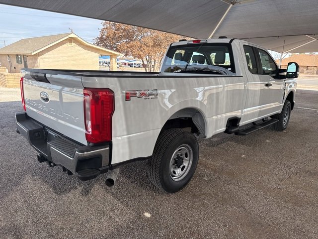 New 2026 Ford F250 XL w/ FX4 Off-Road Package image 8