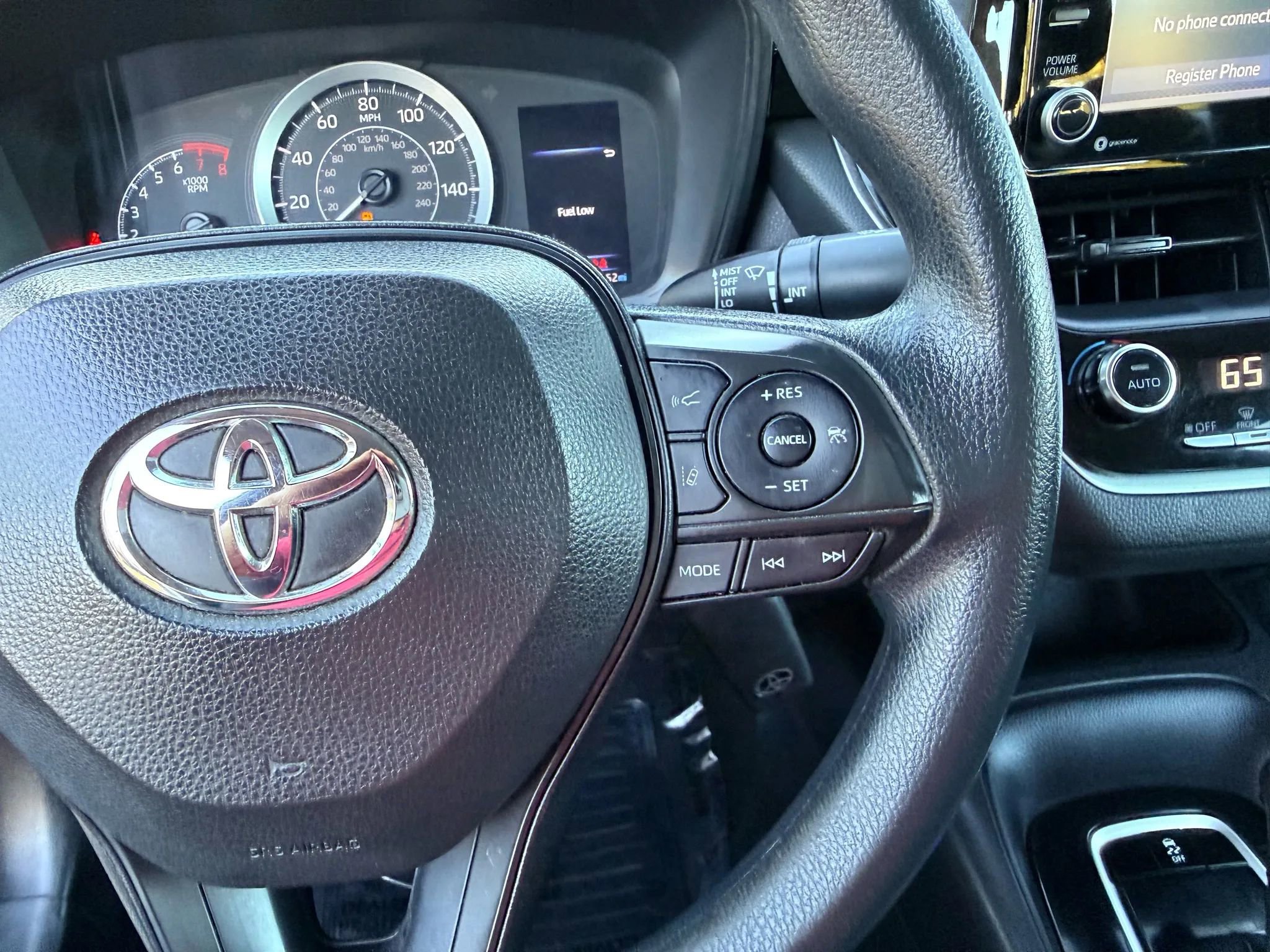 Used 2022 Toyota Corolla LE image 21