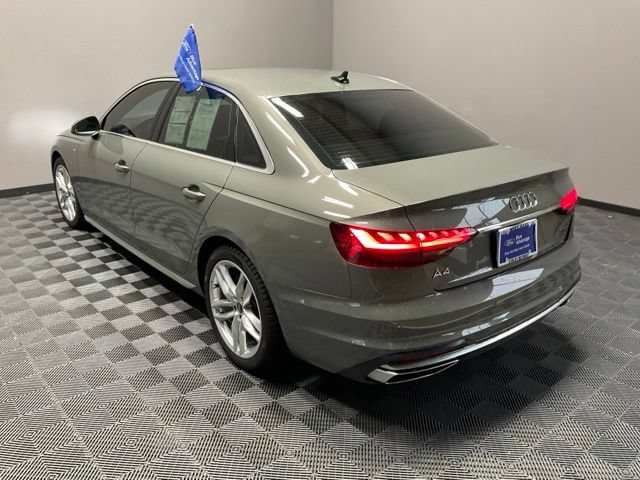 Used 2023 Audi A4 2.0T Premium w/ Convenience Package AWD/4WD image 9