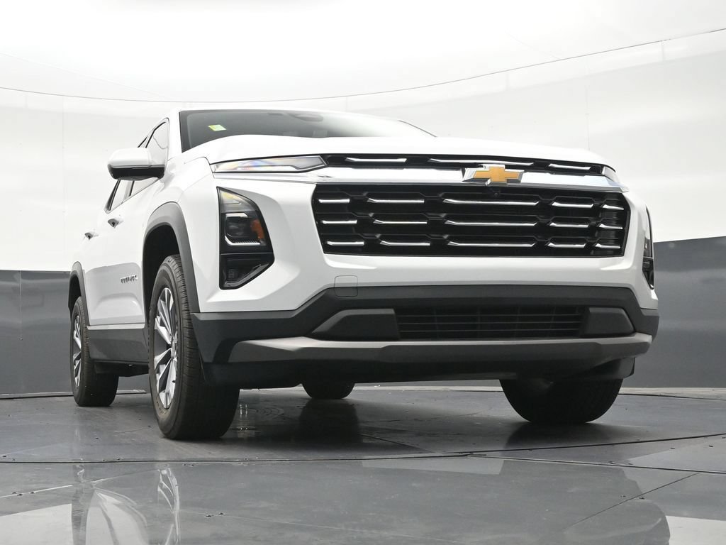 Used 2025 Chevrolet Equinox LT w/ Safety and Technology Package FWD image 30
