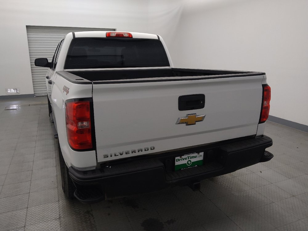 Used 2018 Chevrolet Silverado 1500 W/T w/ Trailering Package AWD/4WD image 6