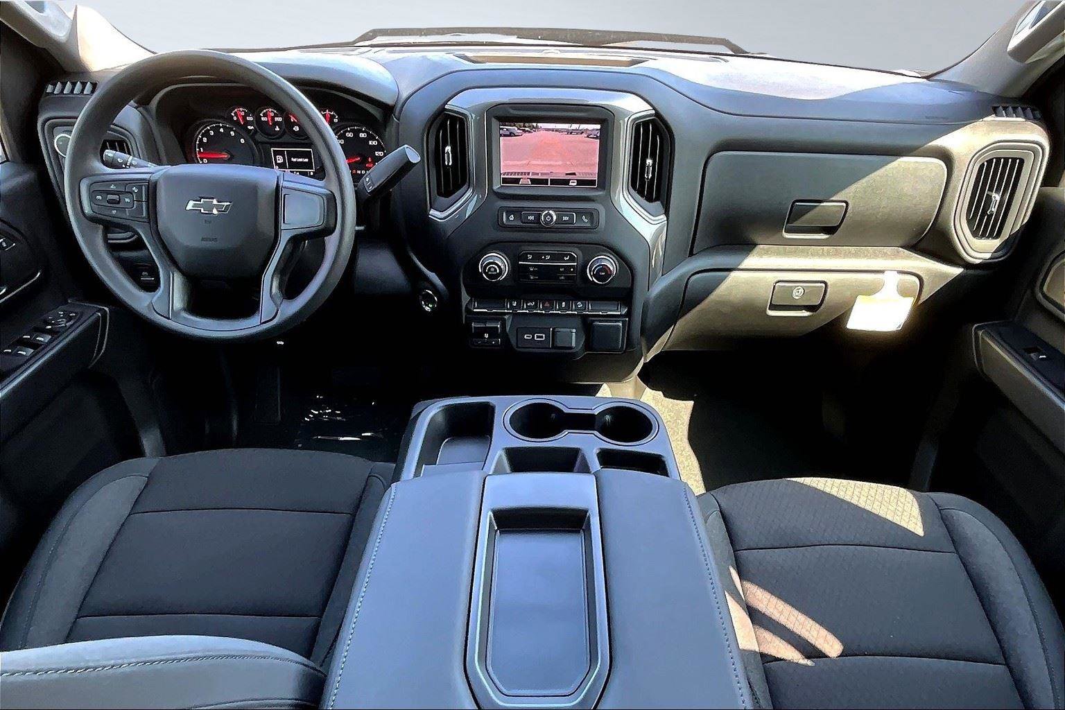 New 2026 Chevrolet Silverado 2500 Custom w/ Custom Convenience Package image 5