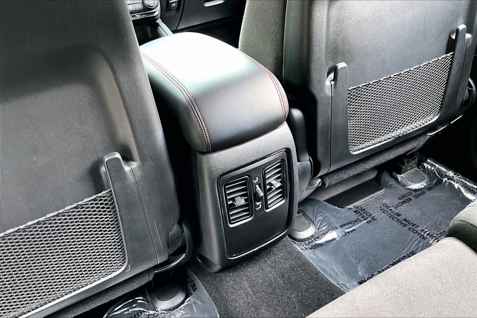 Used 2023 Dodge Durango GT w/ Blacktop Package AWD/4WD image 33