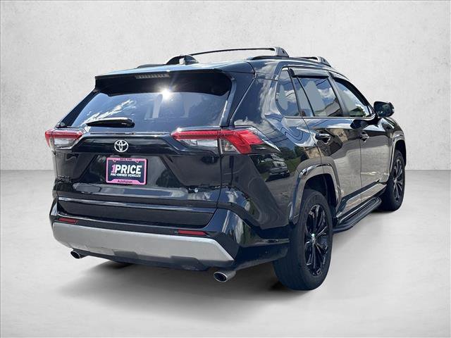 Used 2025 Toyota RAV4 SE w/ Convenience Package AWD/4WD image 5