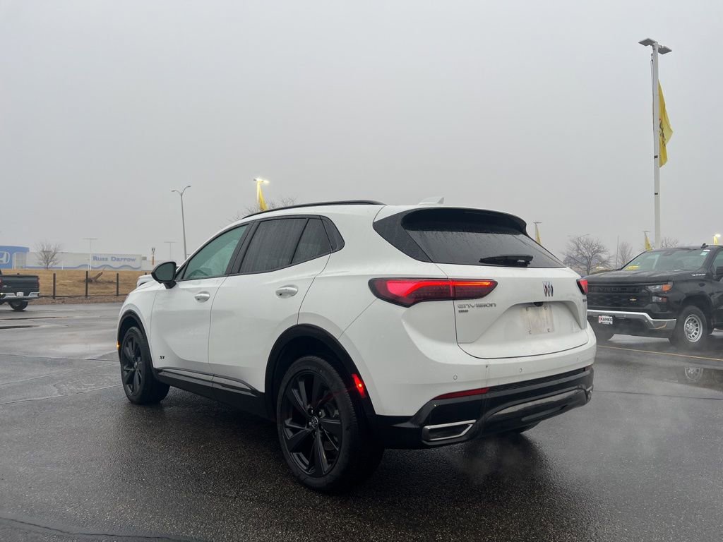 Used 2024 Buick Envision Sport Touring image 6