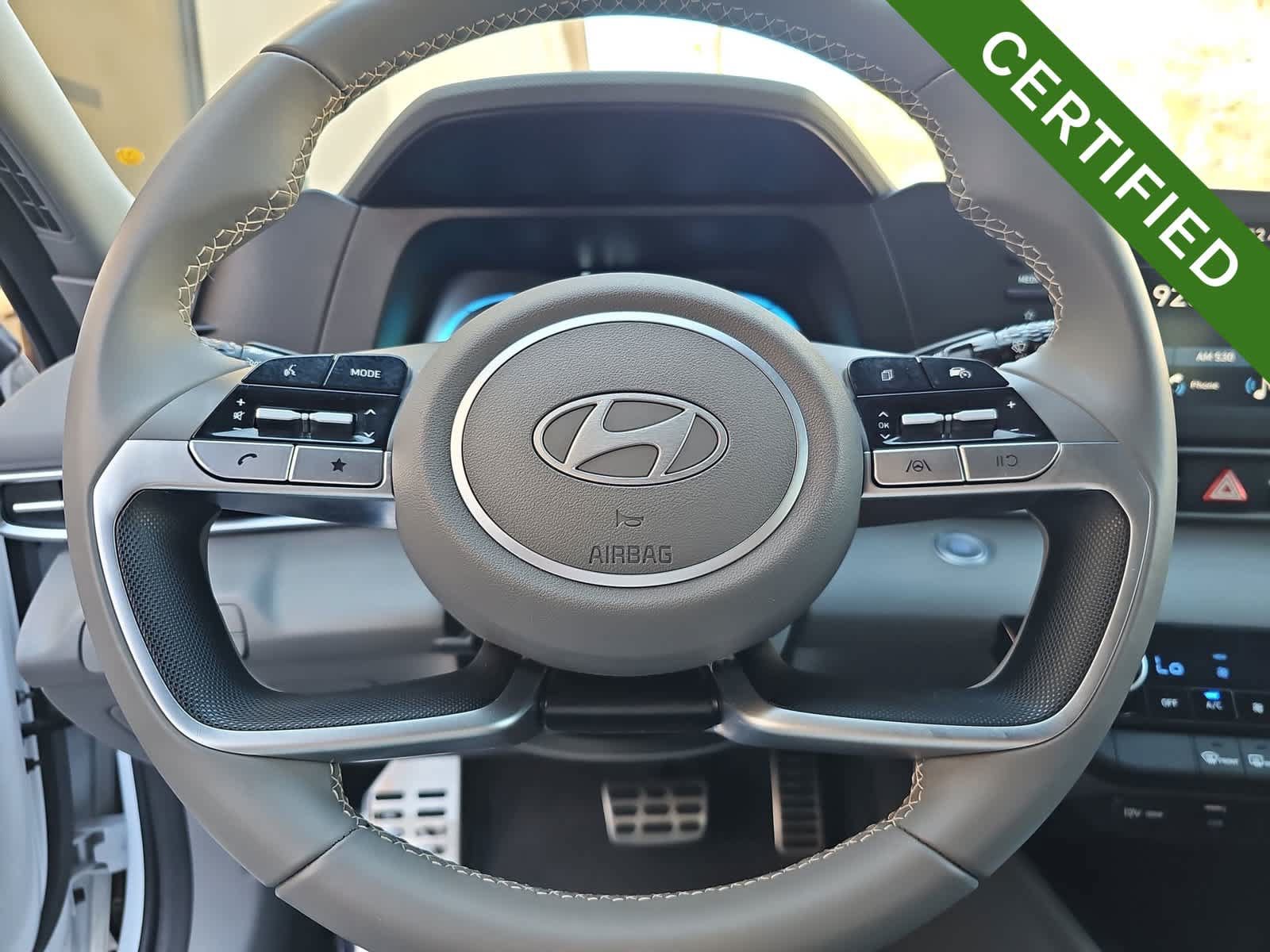 Used 2025 Hyundai Elantra Sport FWD image 19