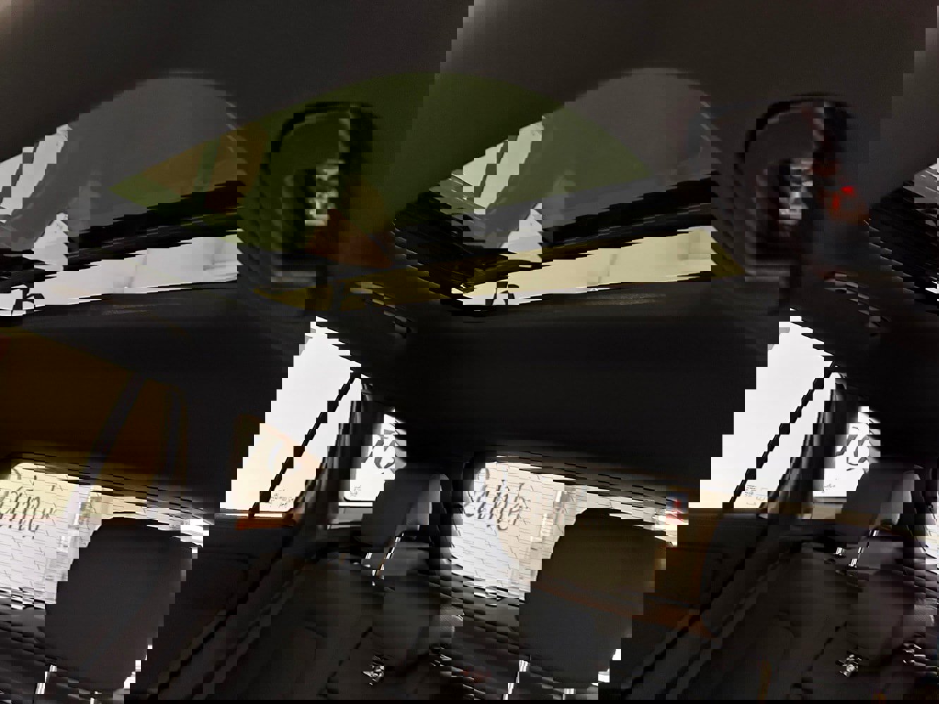 Used 2025 Mercedes-Benz GLA 250 4MATIC image 29