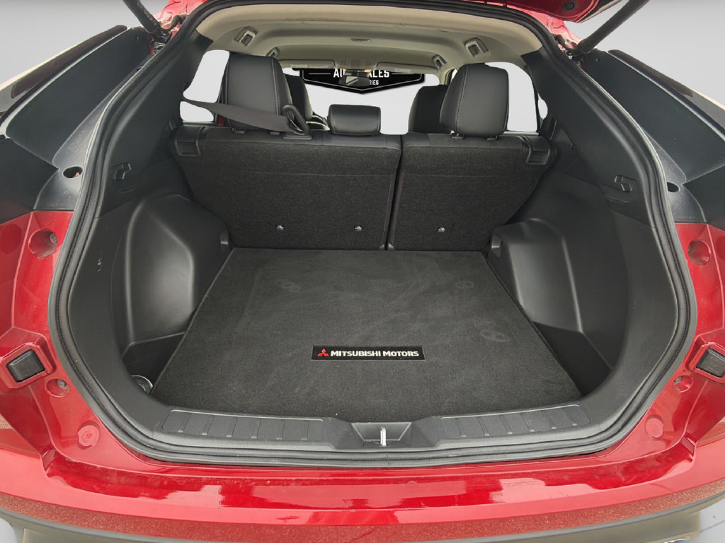 Used 2025 Mitsubishi Eclipse Cross SE AWD/4WD image 13