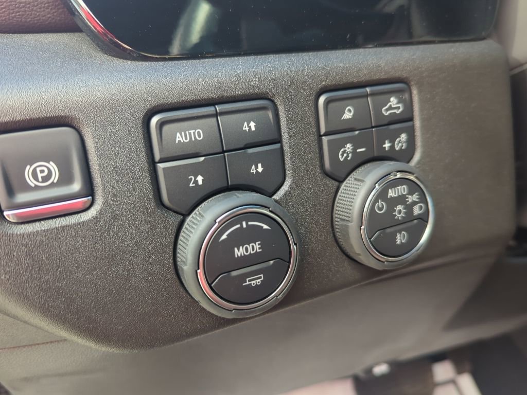 Used 2025 Chevrolet Silverado 1500 High Country w/ Z71 Off-Road Package image 32
