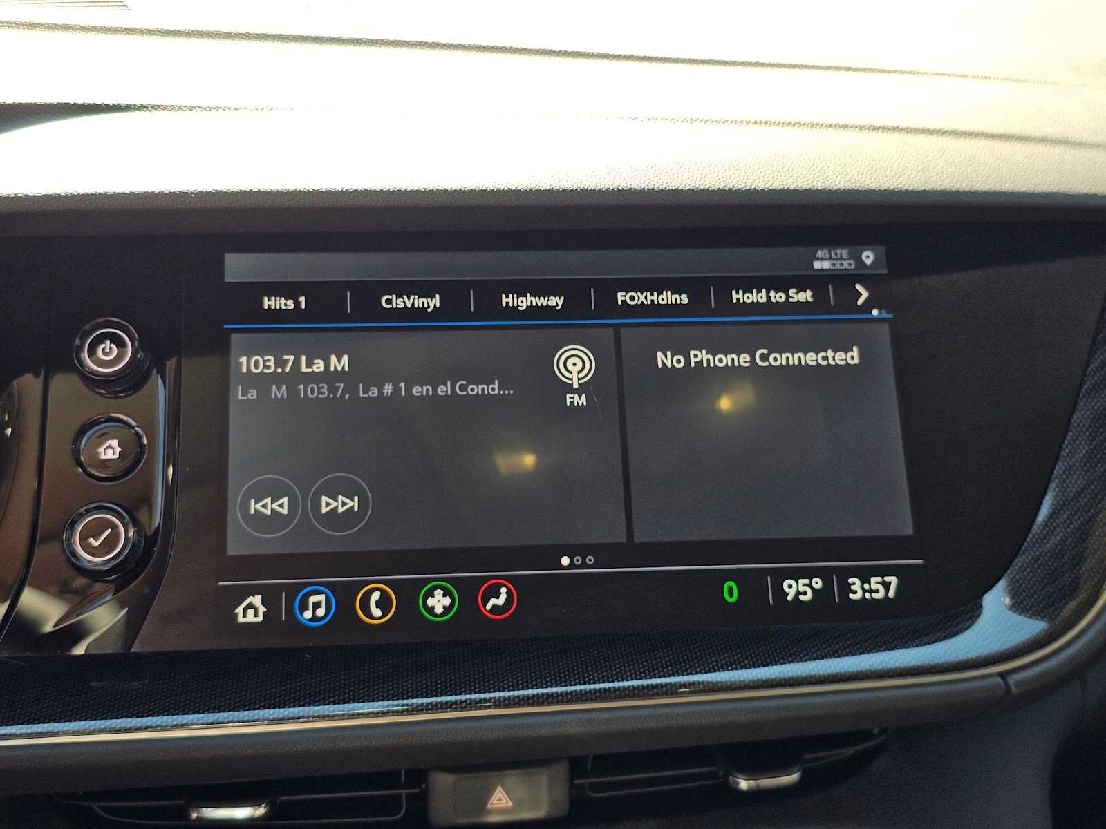 Used 2021 Buick Envision Preferred FWD image 25