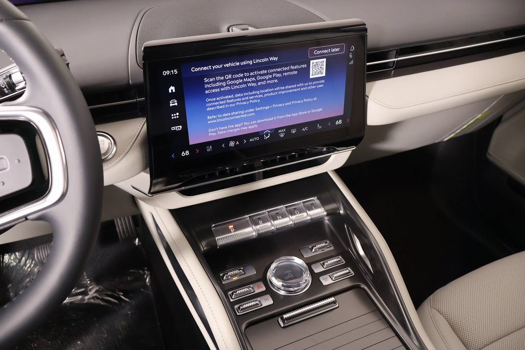 New 2026 Lincoln Nautilus Premier w/ Jet Appearance Package AWD/4WD image 8