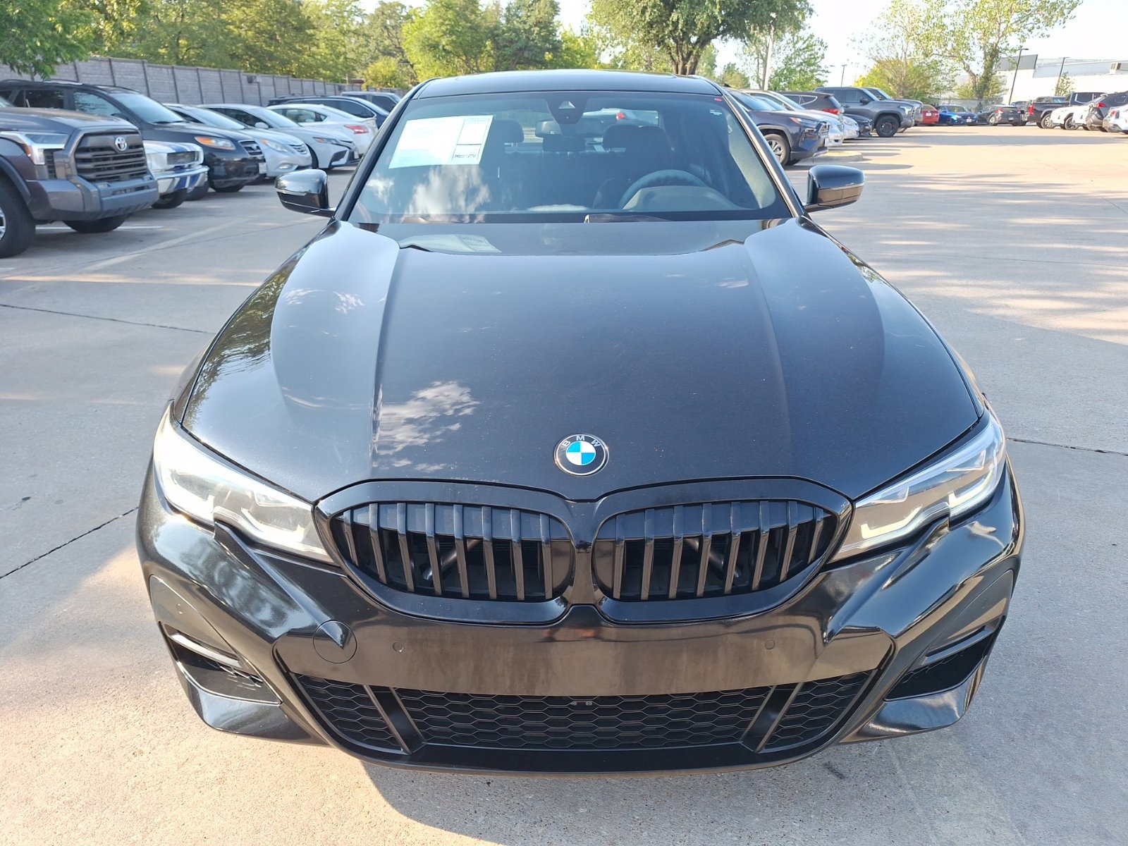 Used 2020 BMW 330i Sedan w/ M Sport Package RWD image 9