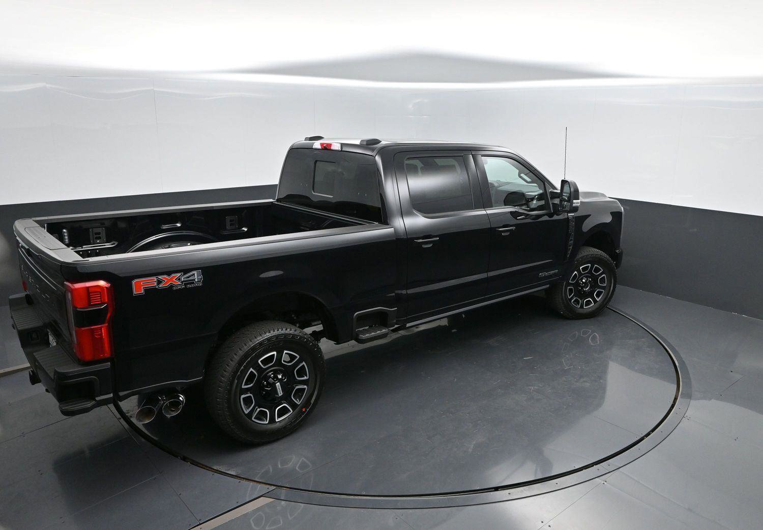 New 2026 Ford F250 Platinum image 44