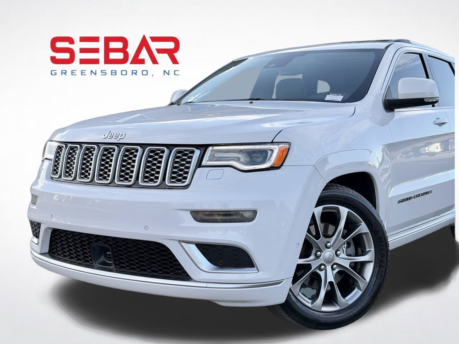 Used 2020 Jeep Grand Cherokee Summit w/ Platinum Series Group AWD/4WD image 2