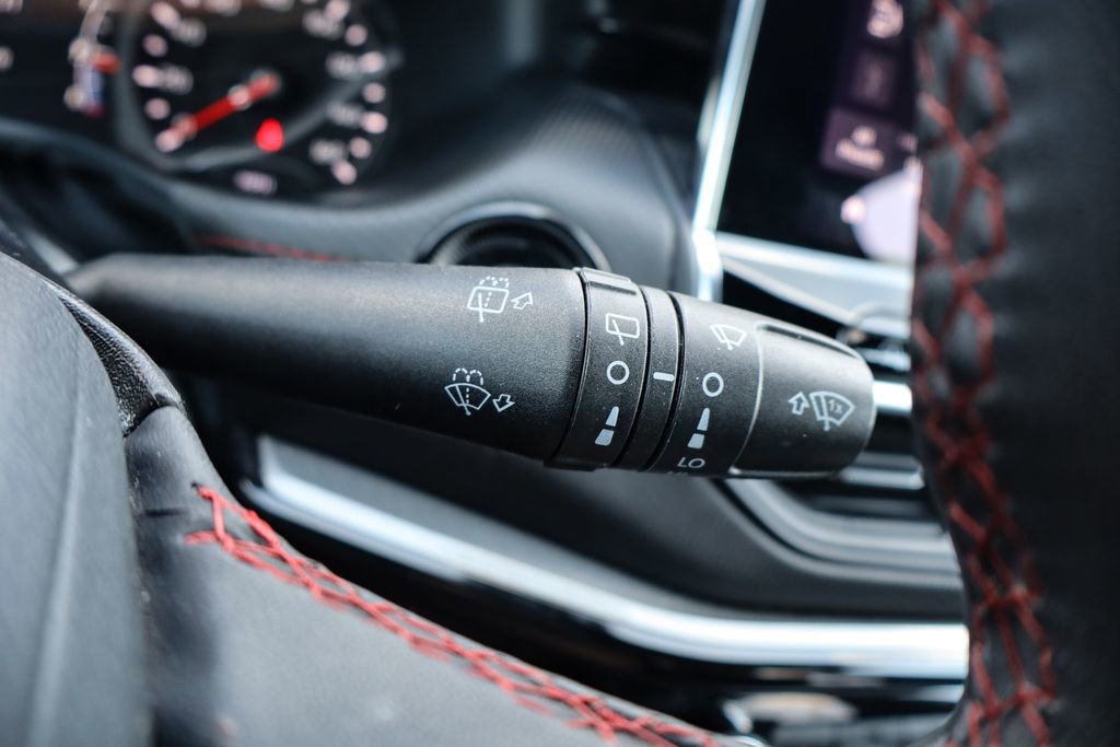 Used 2024 Jeep Compass Trailhawk image 24