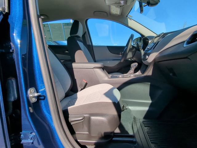 Used 2022 Chevrolet Equinox LS image 43