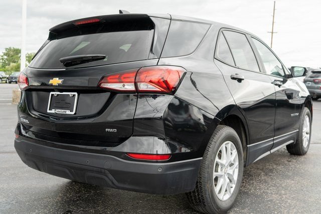Used 2024 Chevrolet Equinox LS w/ LS Convenience Package AWD/4WD image 6