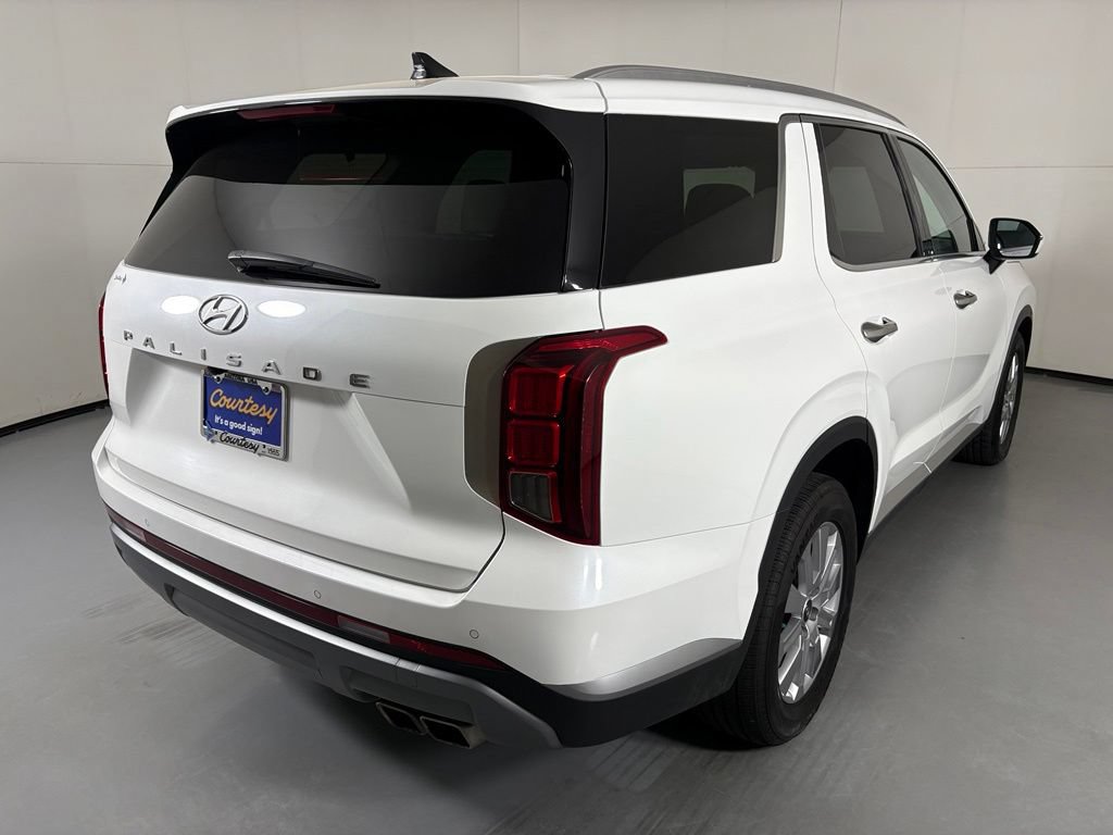Used 2025 Hyundai Palisade SEL FWD image 8