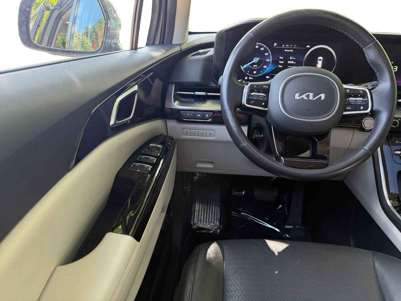 Used 2024 Kia Carnival SX Prestige FWD image 21