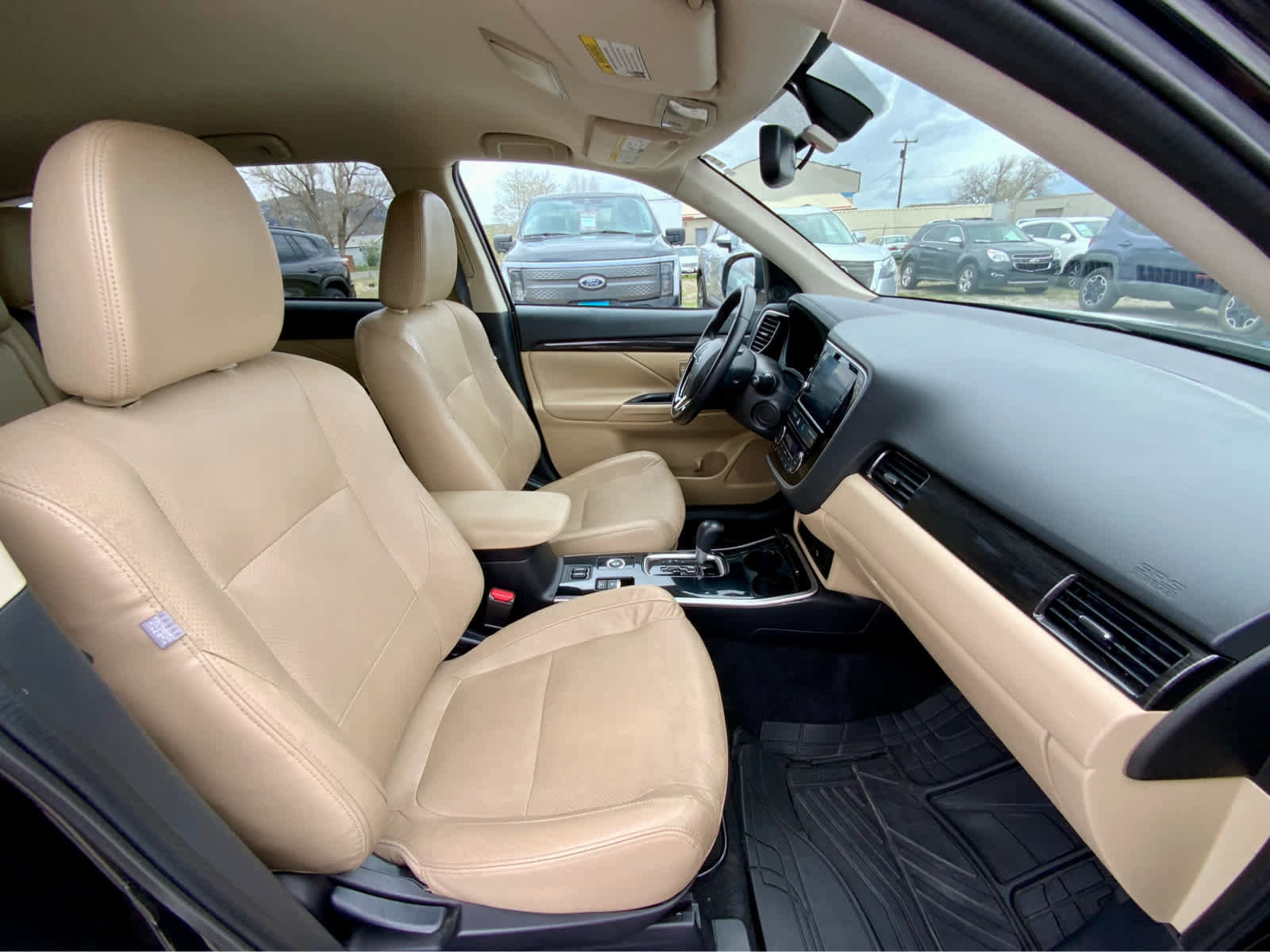 Used 2018 Mitsubishi Outlander SEL AWD/4WD image 20