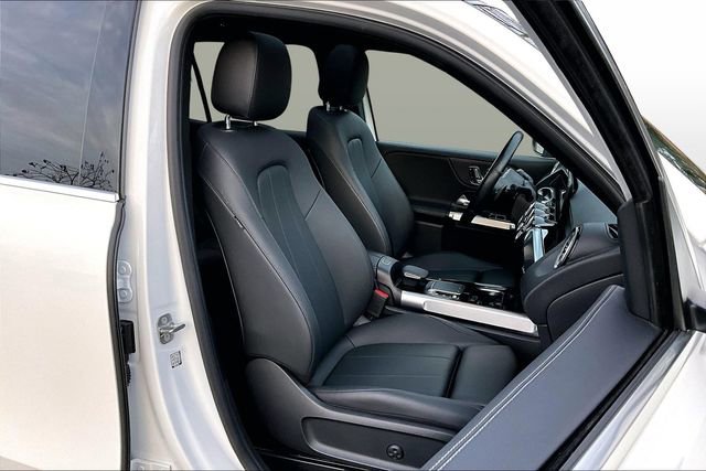 Certified 2023 Mercedes-Benz GLB 250 4MATIC image 32