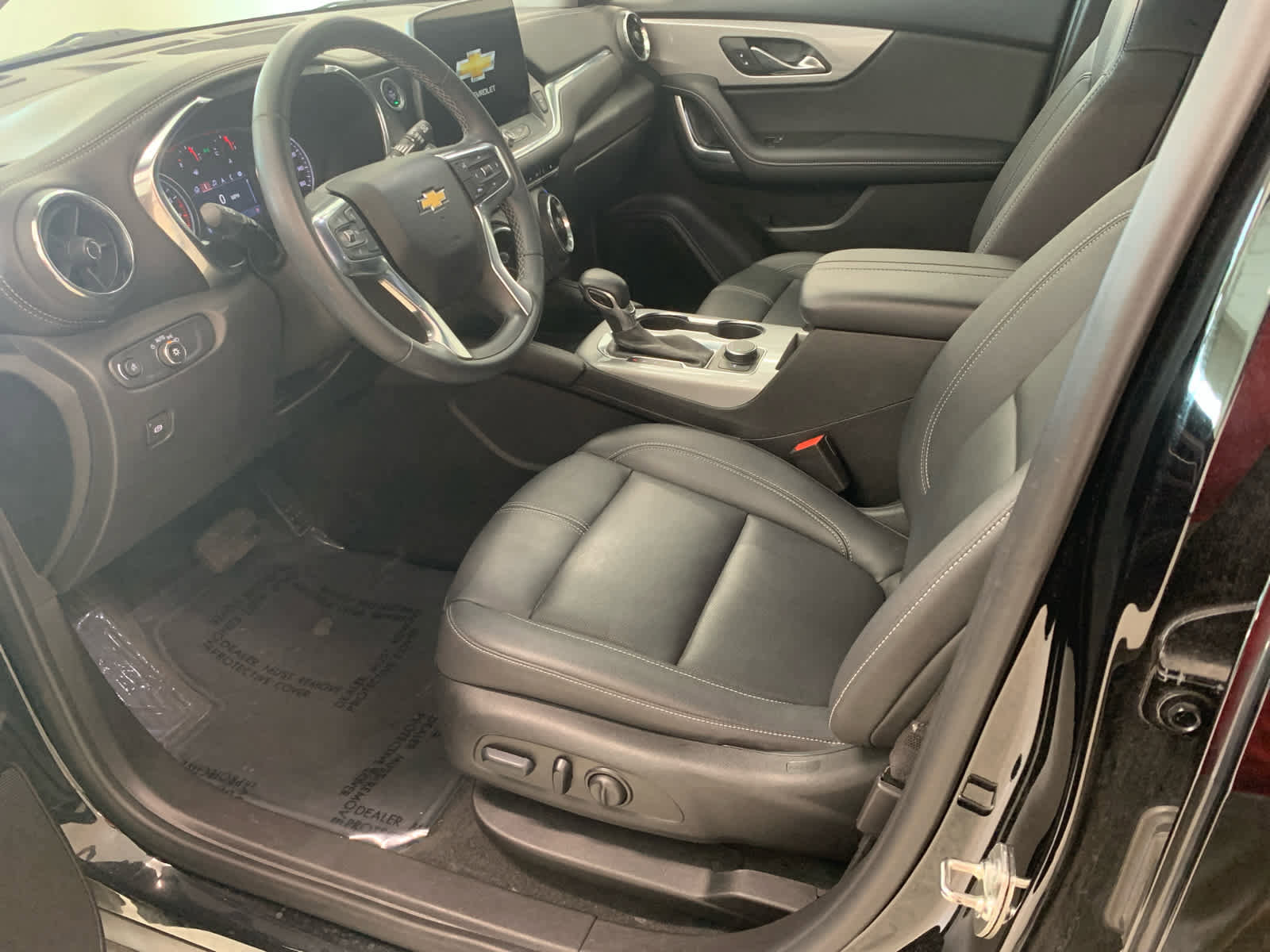 Used 2024 Chevrolet Blazer LT image 14