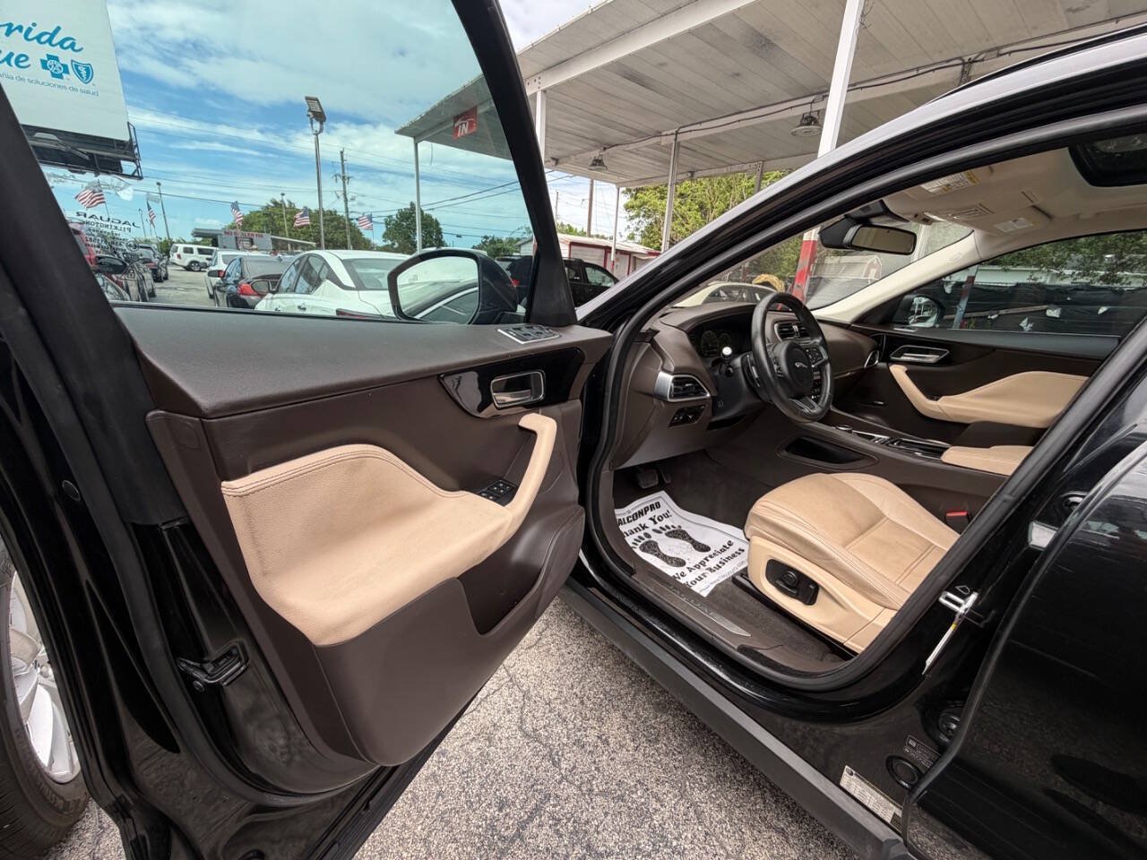 Used 2018 Jaguar F-PACE Prestige AWD/4WD image 9