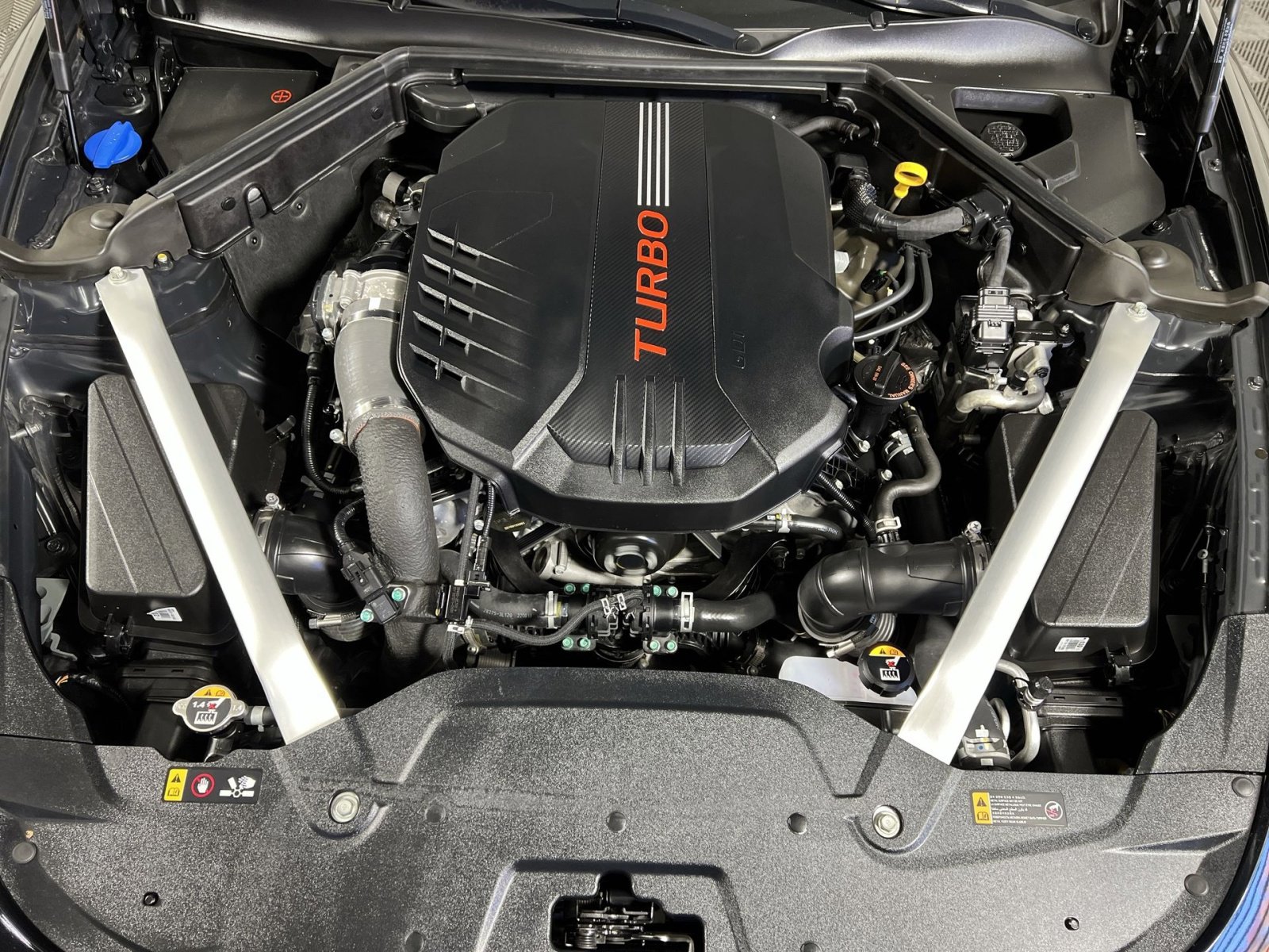 Used 2023 Kia Stinger GT2 w/ Red Interior Color Package image 28