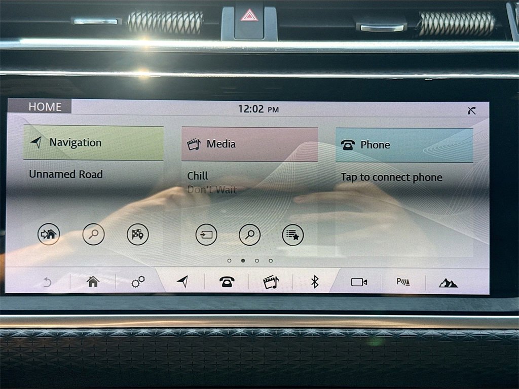 Used 2020 Land Rover Range Rover Velar R-Dynamic S image 16