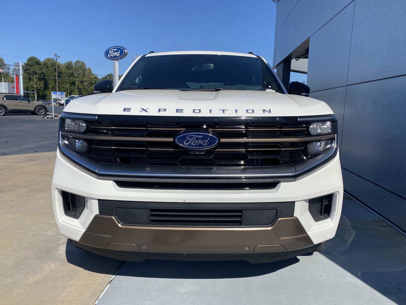 New 2025 Ford Expedition Max King Ranch image 9