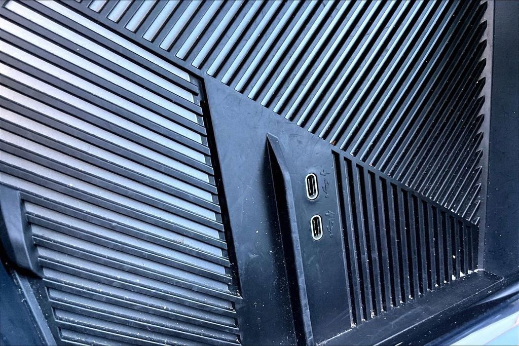 Used 2025 BMW X3 xDrive30i w/ M Sport Package image 32