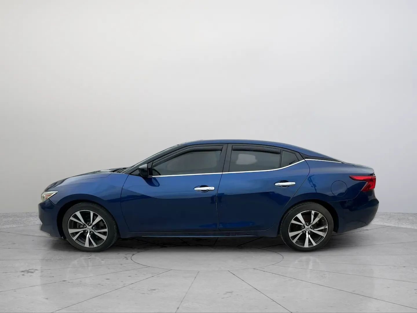 Used 2016 Nissan Maxima 3.5 S FWD image 2