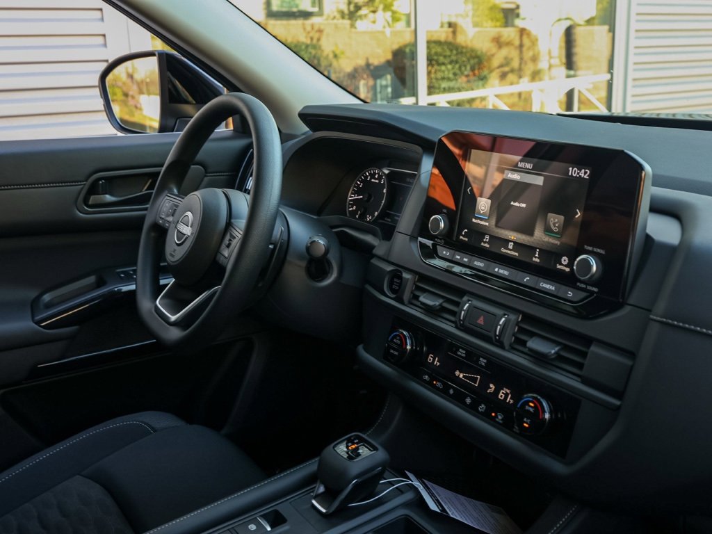 New 2025 Nissan Pathfinder S image 20