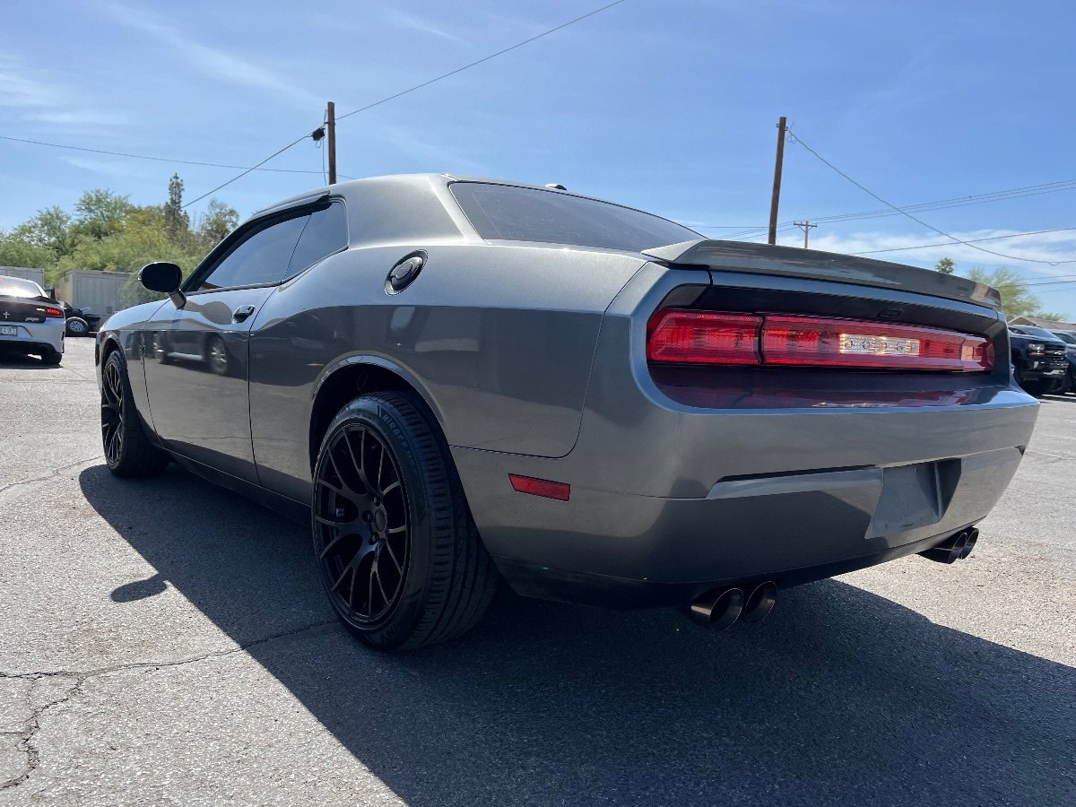 Used 2012 Dodge Challenger R/T RWD image 7