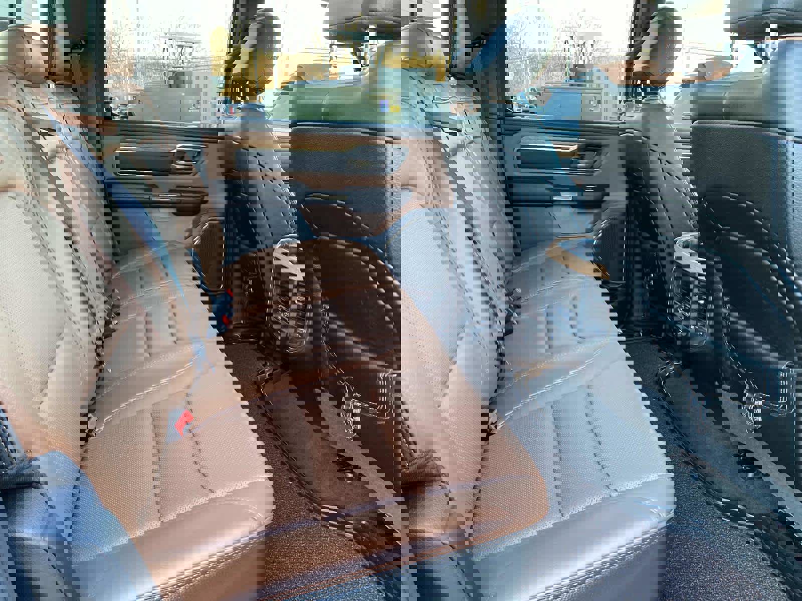 Used 2022 RAM 1500 Limited w/ Body Color Bumper Group image 31