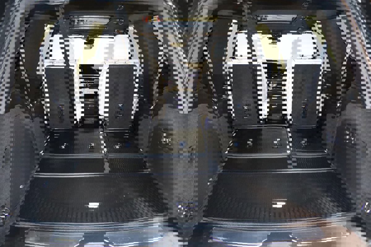 Used 2024 Cadillac Escalade Sport w/ Touring Package image 59