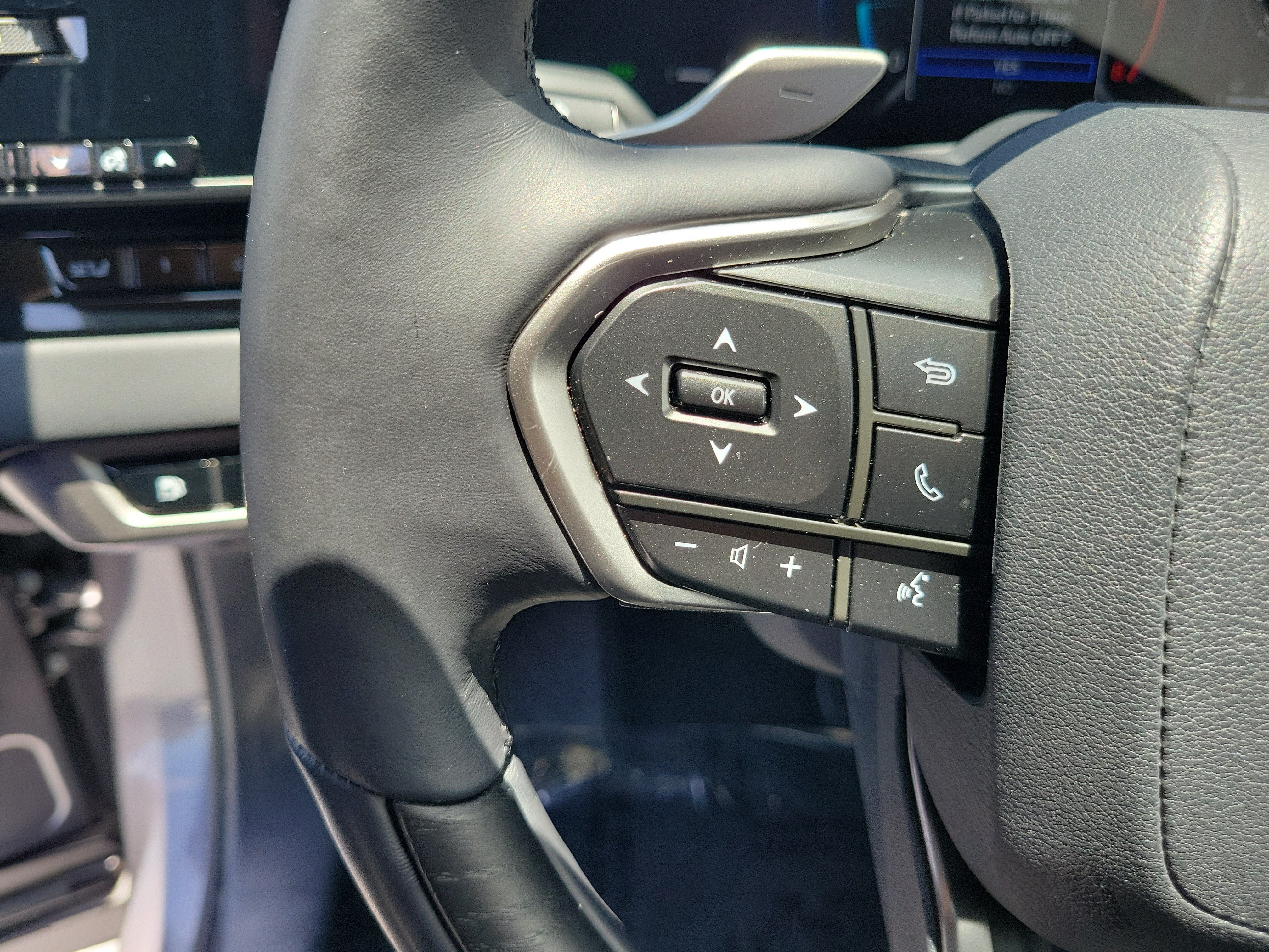 Certified 2025 Lexus RX 350 Premium w/ Accessory Package (Z1) FWD image 25