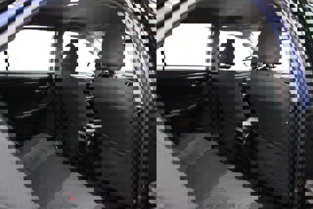 Used 2017 Toyota Camry LE image 23