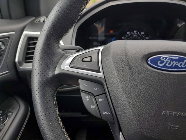 Used 2023 Ford Edge ST AWD/4WD image 14