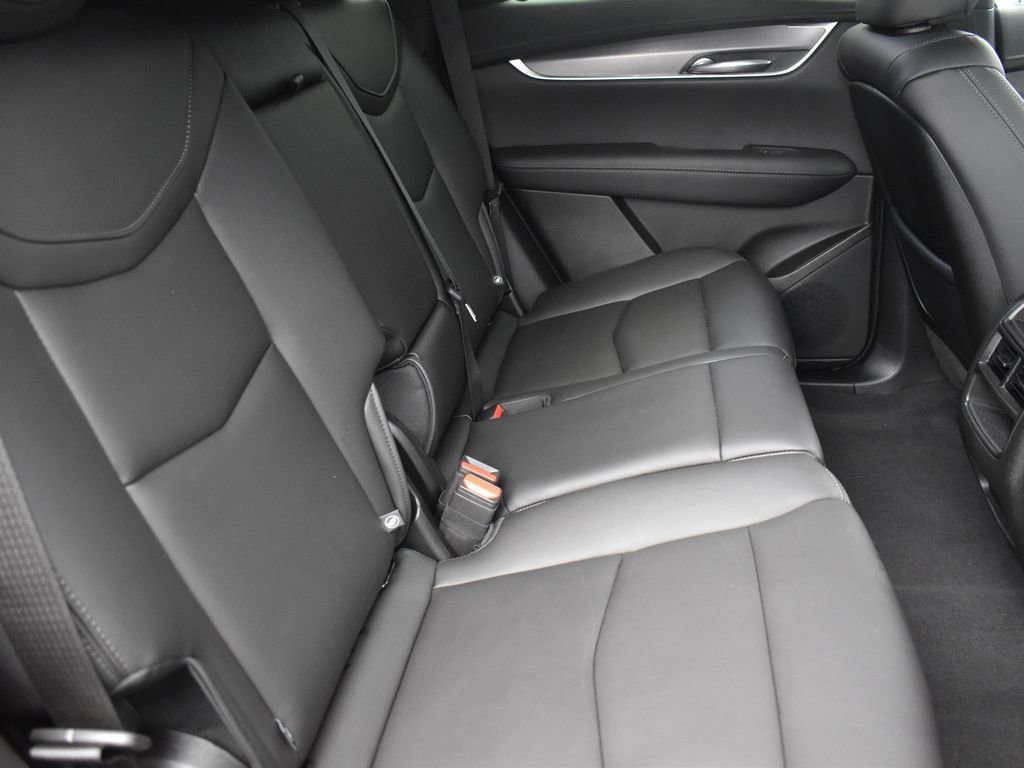New 2026 Cadillac XT5 Luxury w/ LPO, Floor Liner Package image 27