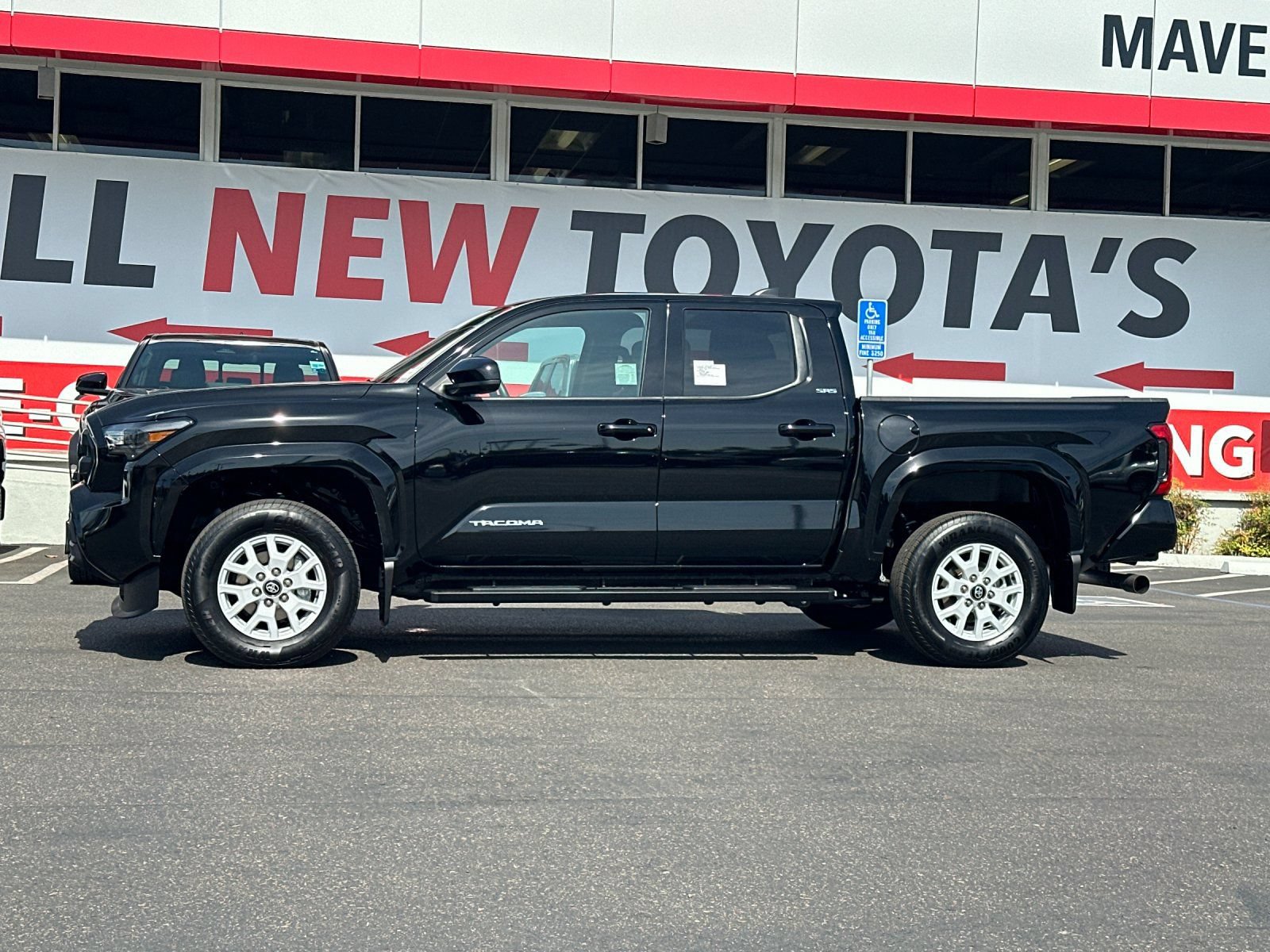 Used 2026 Toyota Tacoma SR5 RWD image 2