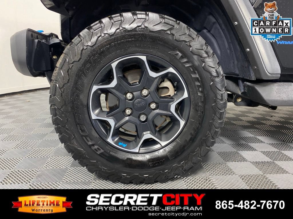 Used 2023 Jeep Wrangler Unlimited Rubicon 4xe w/ Cold Weather Group AWD/4WD image 9