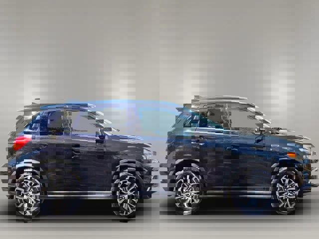 Used 2018 Mitsubishi Outlander Sport ES image 4